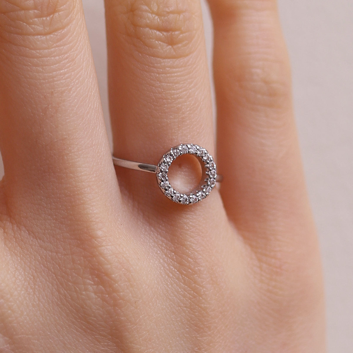 Adjustable Circle Sparkle Ring